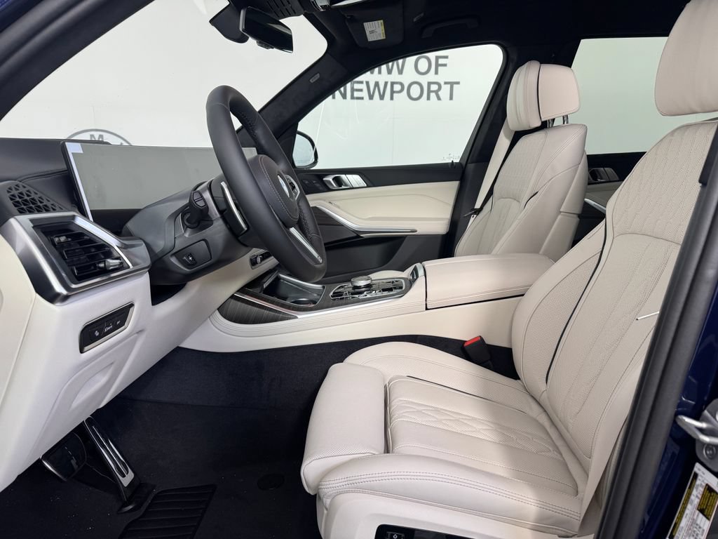 New 2027 BMW X7 xDrive40i w/ Executive Package AWD/4WD image 2