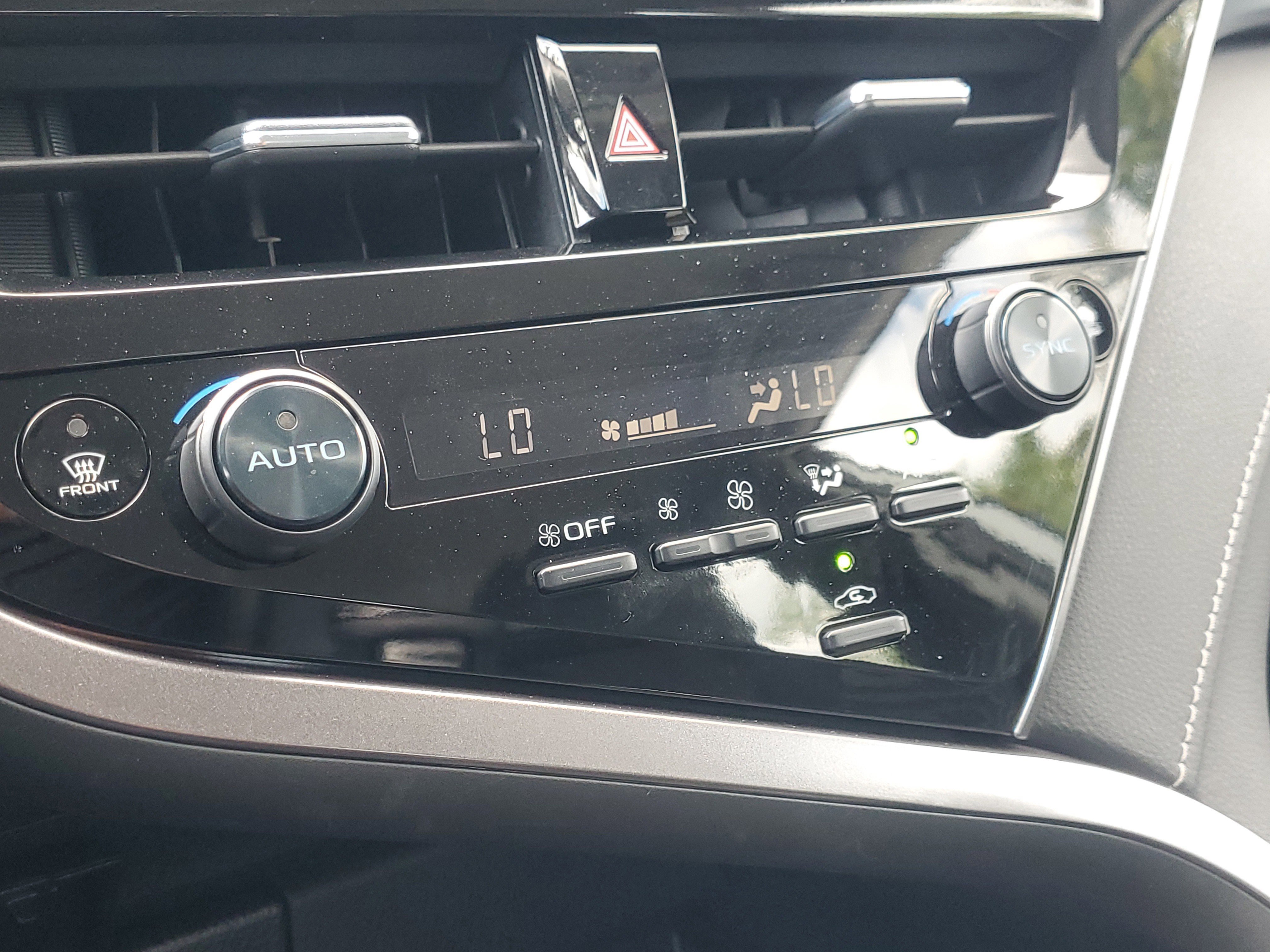 Certified 2023 Toyota Camry SE FWD image 28