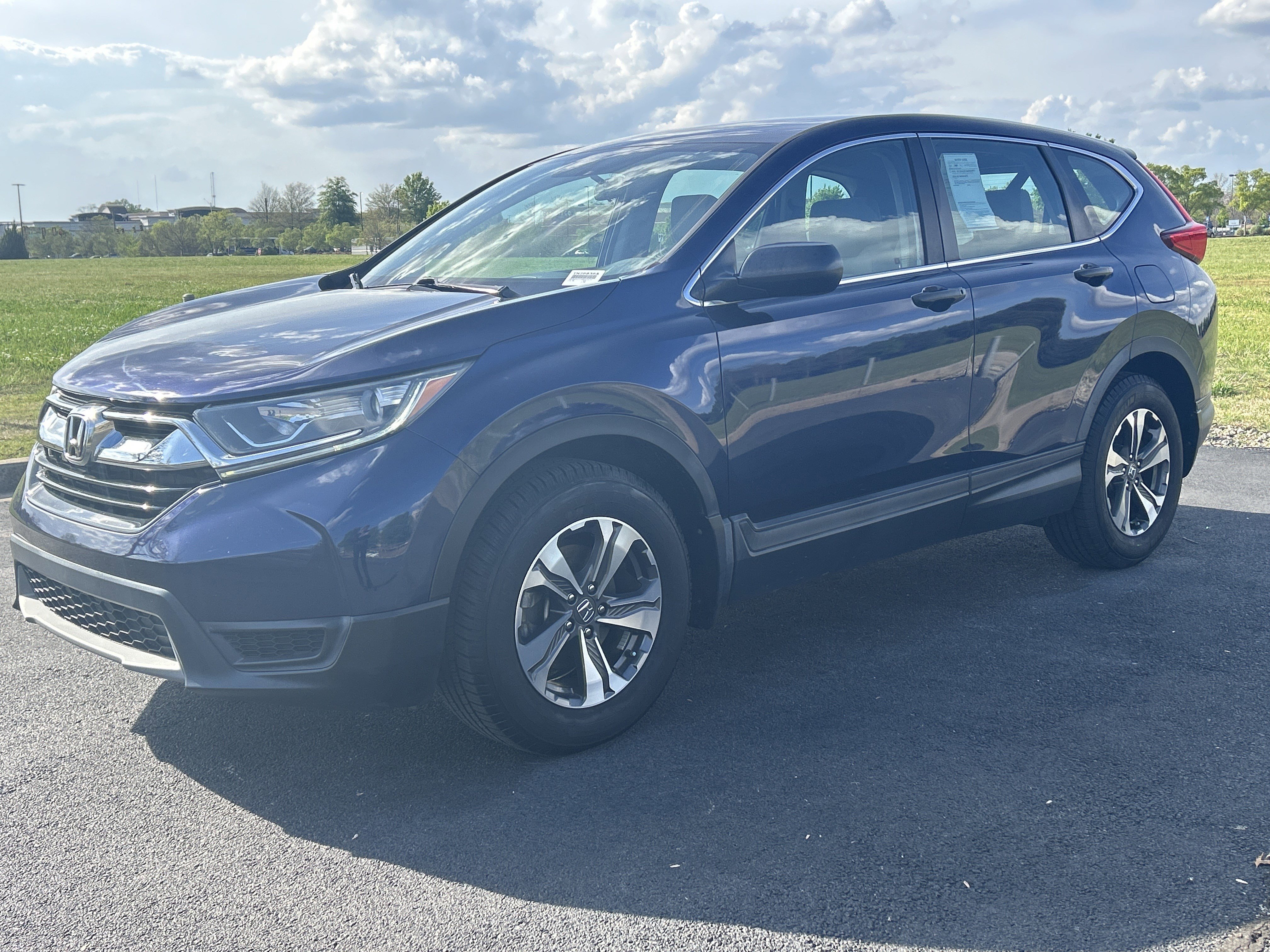 Used 2017 Honda CR-V LX image 5