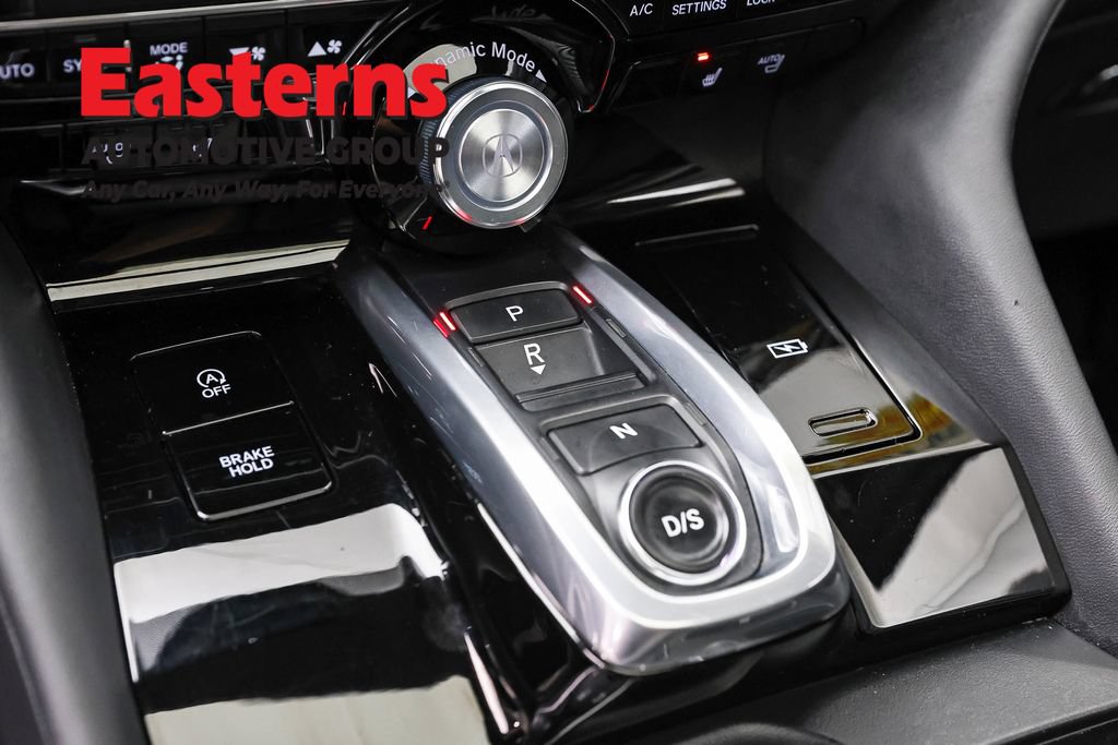 Used 2023 Acura MDX w/ Technology Package AWD/4WD image 13
