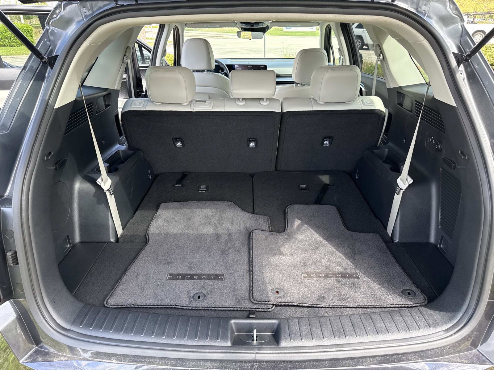 Used 2026 Kia Sorento S w/ S Panoramic Sunroof Package FWD image 10