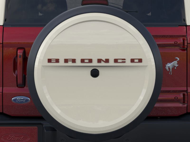 New 2026 Ford Bronco Outer Banks w/ Sasquatch Package image 24