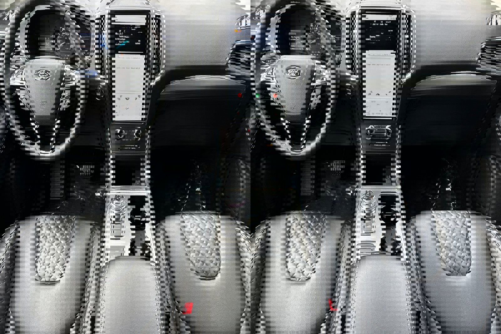 Used 2024 Ford Edge Titanium image 15