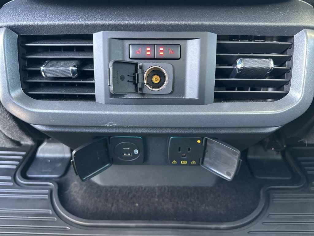 Used 2022 Ford F150 Lariat w/ Equipment Group 502A High image 27