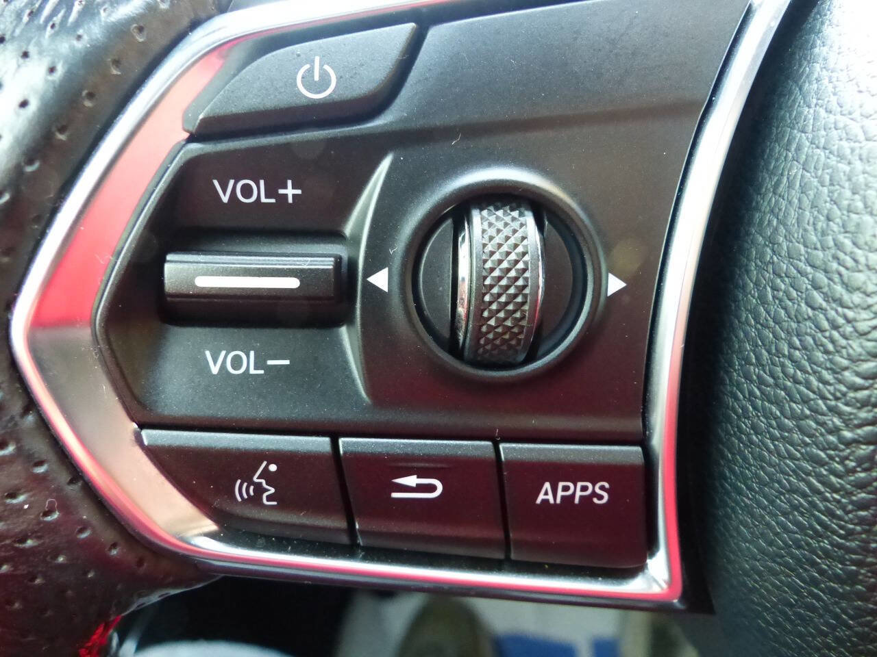 Used 2023 Acura MDX A-Spec image 27