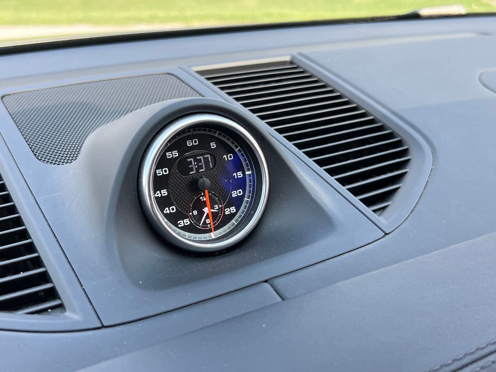 Certified 2020 Porsche Macan image 23