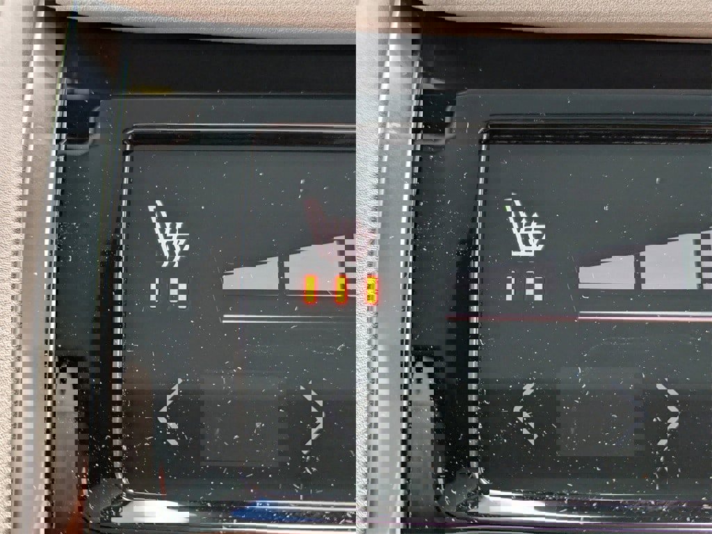 New 2026 Volvo XC90 B6 Plus image 17