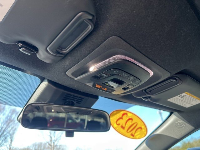 Used 2023 Toyota Corolla SE w/ SE Premium Package image 28