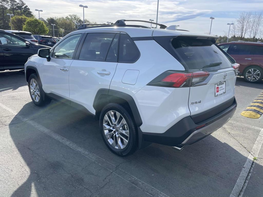 Used 2024 Toyota RAV4 Limited image 7