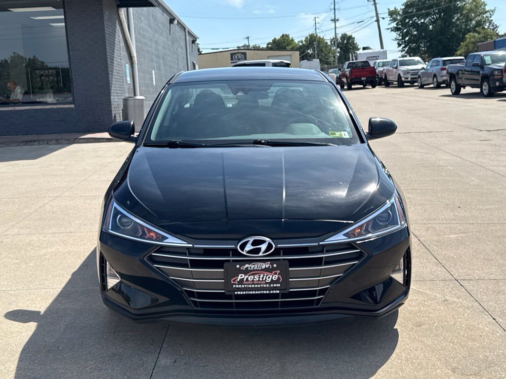 Used 2020 Hyundai Elantra SE w/ Cargo Package (C1) FWD image 17