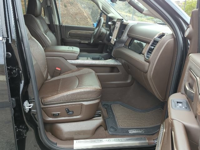 Certified 2025 RAM 3500 Longhorn AWD/4WD image 19