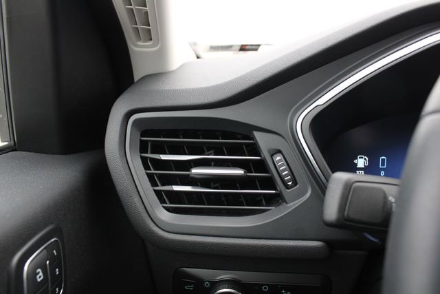 Used 2023 Ford Escape SE w/ PHEV Premium Package FWD image 9