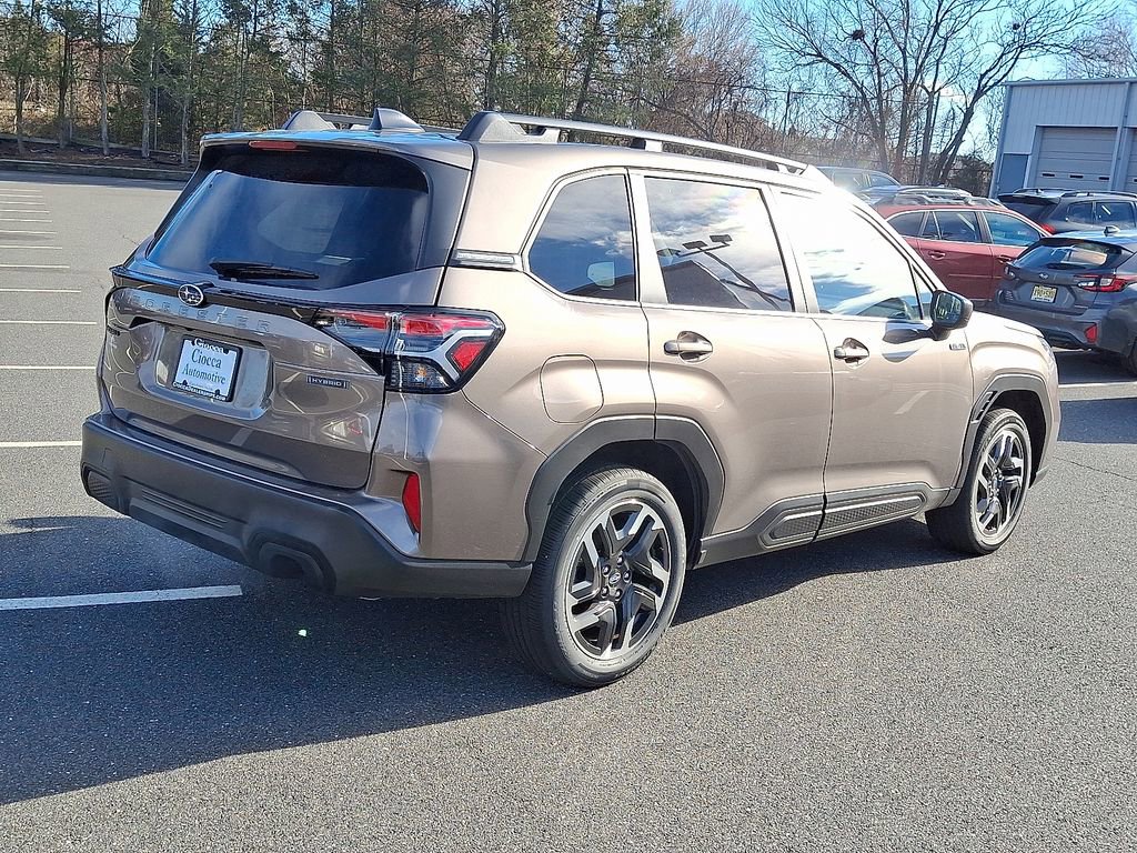 Certified 2025 Subaru Forester Premium image 9