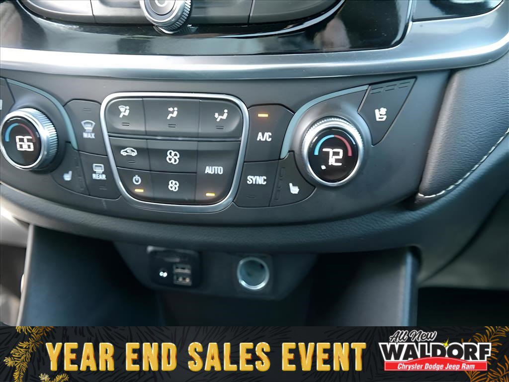 Used 2024 Chevrolet Traverse Premier w/ Redline Edition image 21