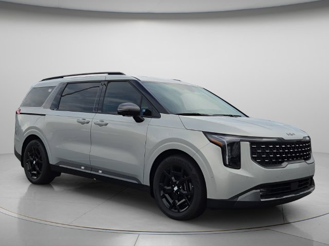 New 2026 Kia Carnival EX FWD image 3