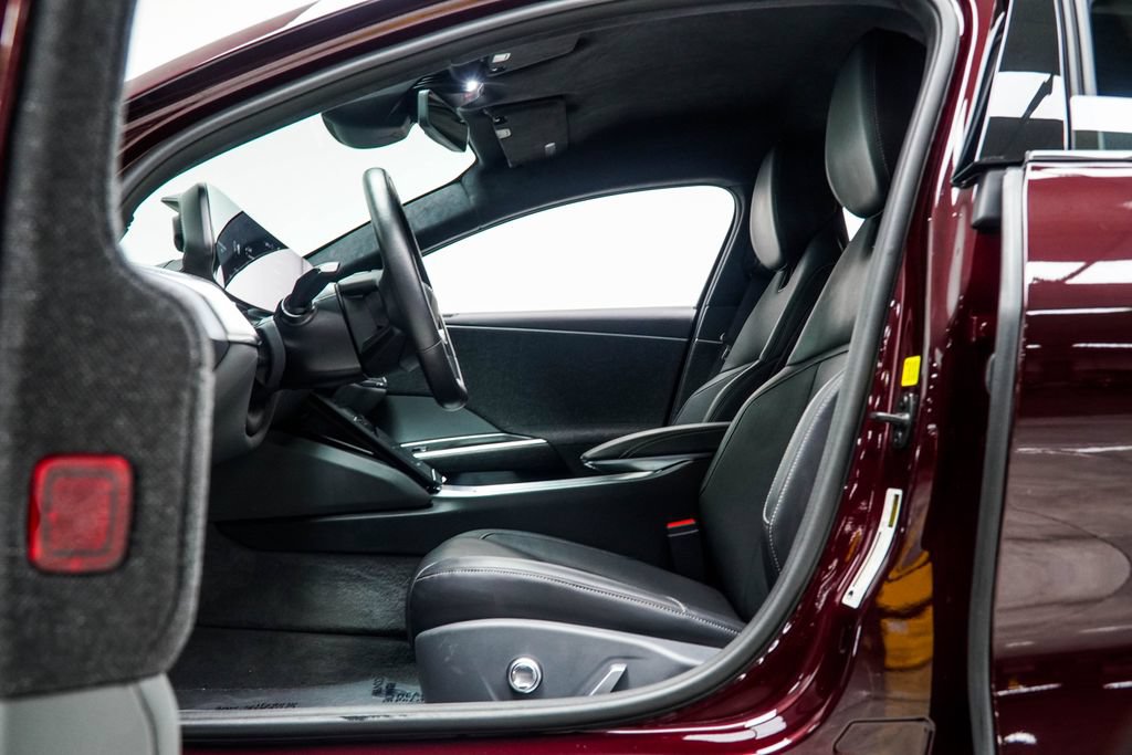Used 2024 Lucid Air Pure RWD image 39