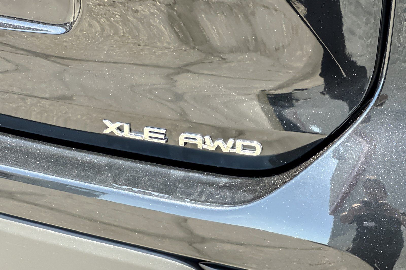 Certified 2024 Toyota Highlander XLE AWD/4WD image 27