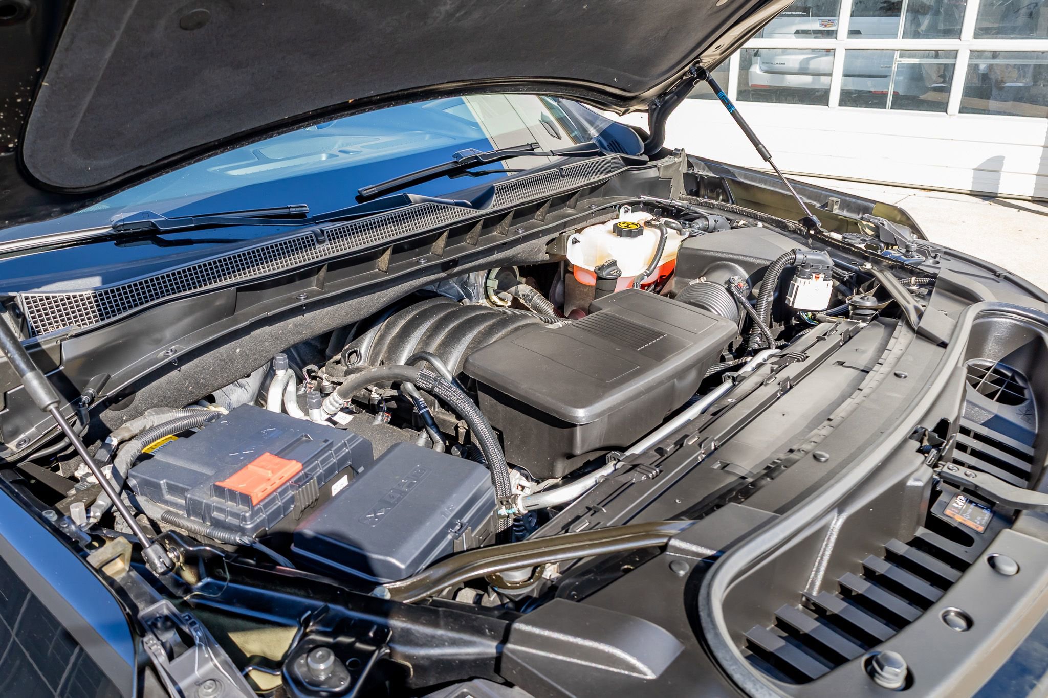 Used 2024 Chevrolet Suburban High Country image 41