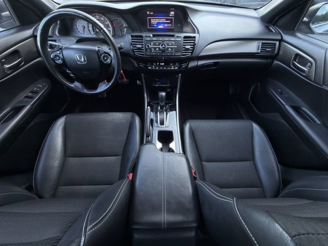 Used 2016 Honda Accord Sport image 10