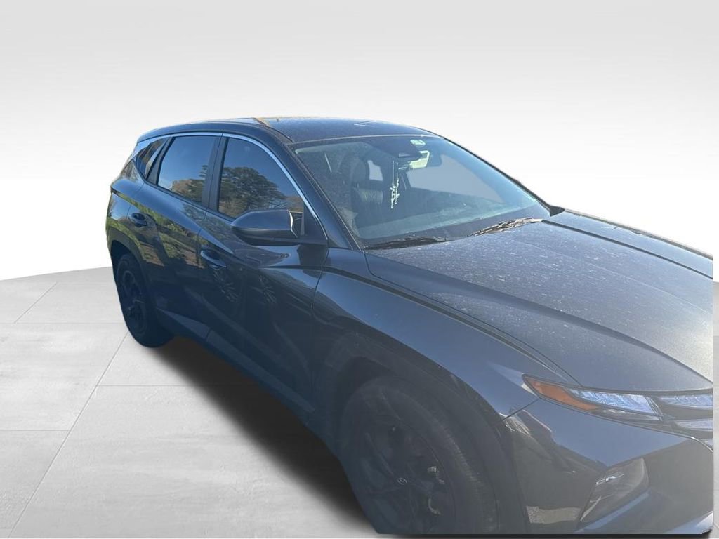 Used 2024 Hyundai Tucson SE image 3