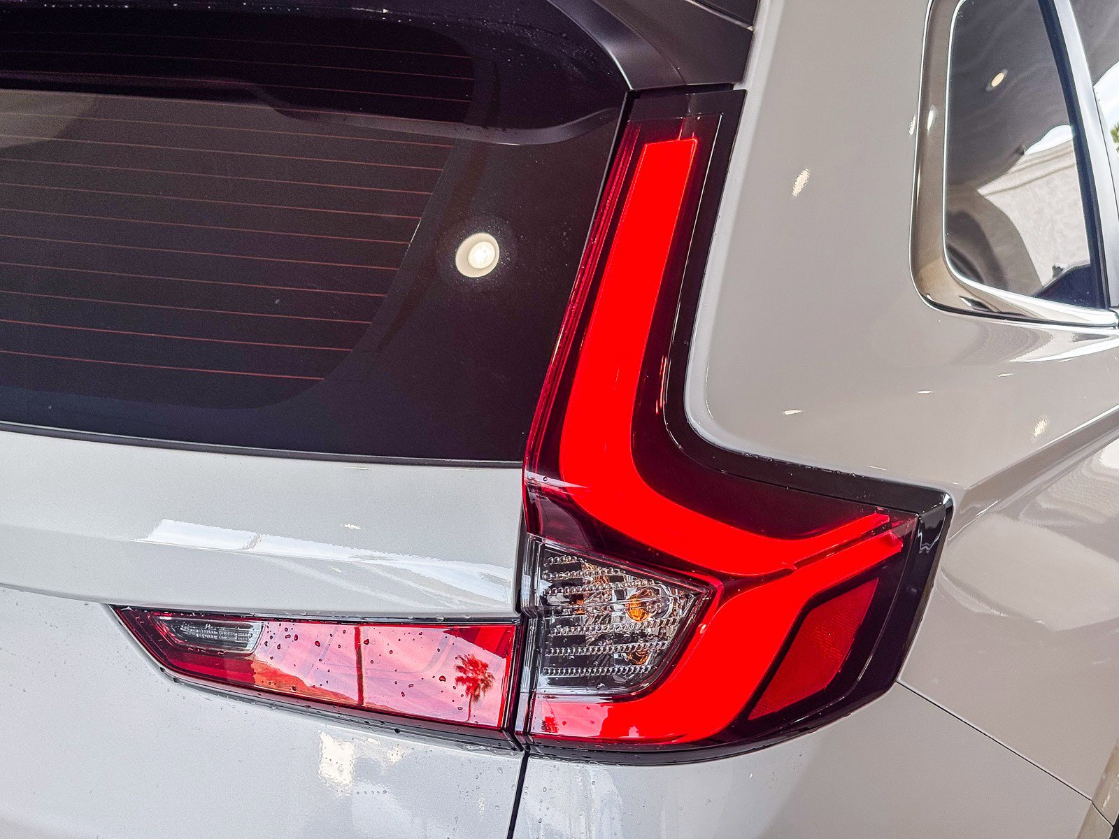 Used 2023 Honda CR-V LX image 8