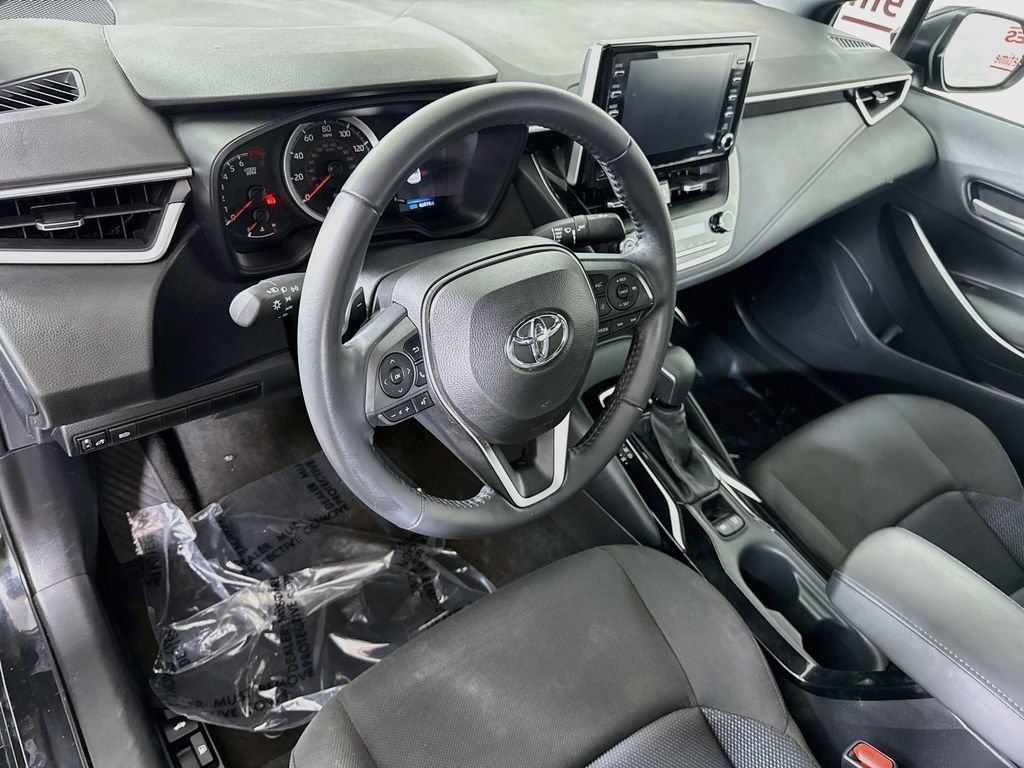 Certified 2021 Toyota Corolla SE w/ Carpet Mat Package (TMS) FWD image 17