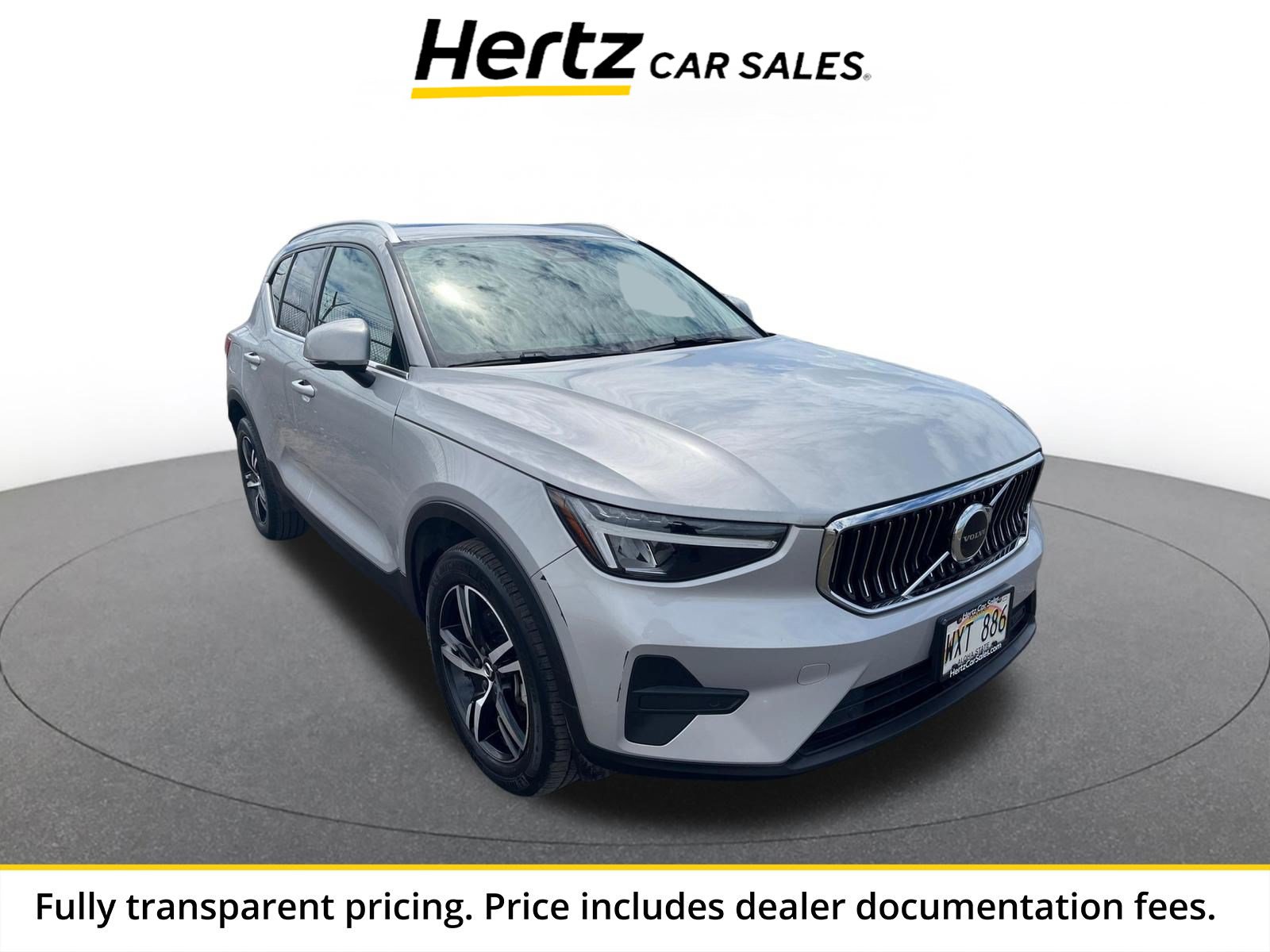 Used 2024 Volvo XC40 B5 Core AWD/4WD video 1