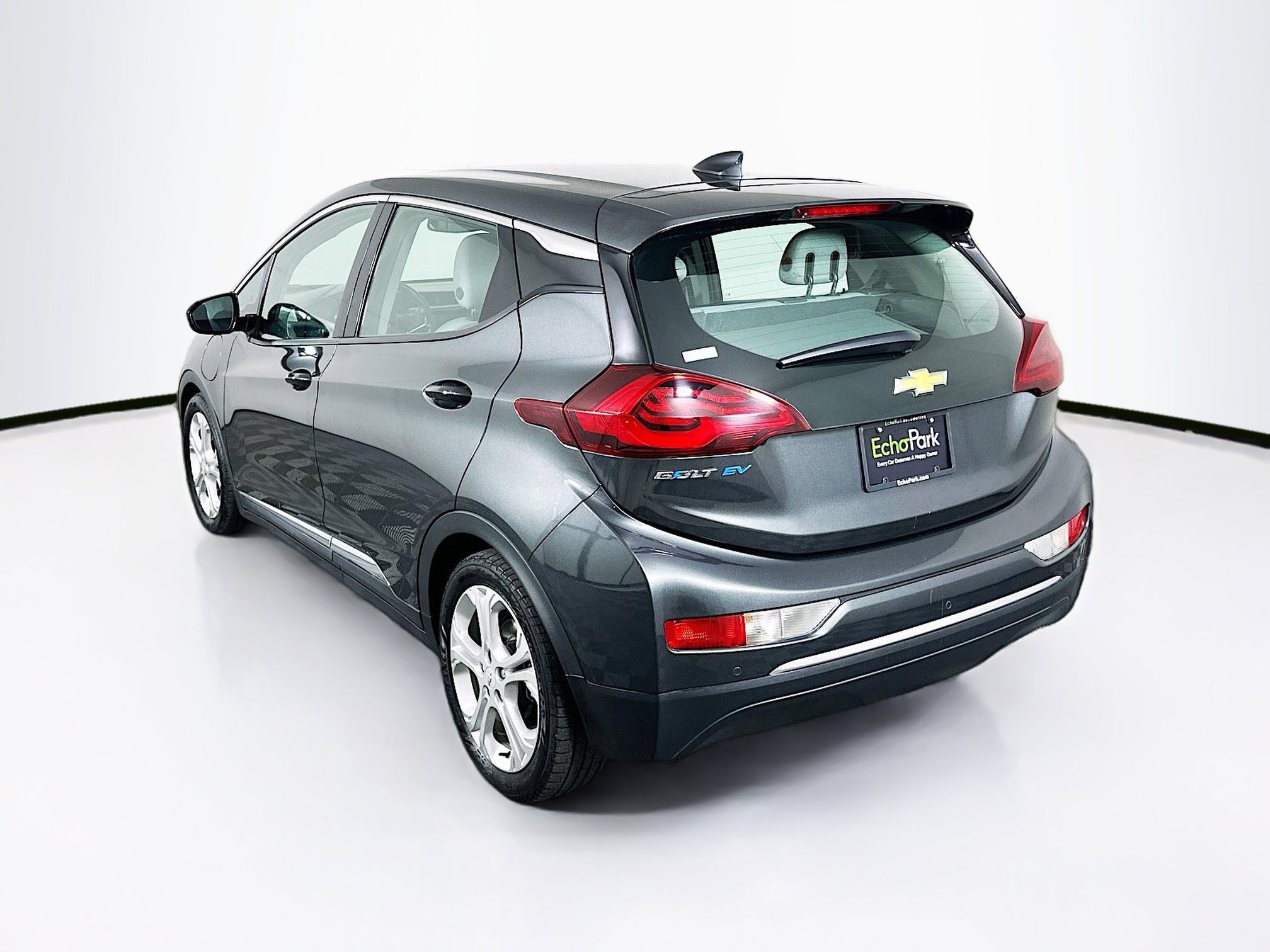 Used 2017 Chevrolet Bolt LT FWD image 5