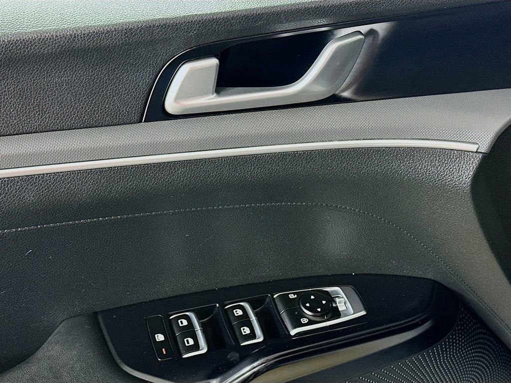 Certified 2022 Kia K5 GT-Line image 20