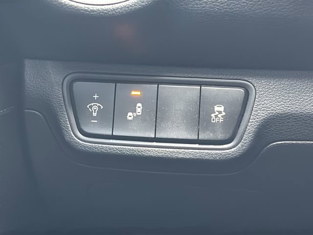 Used 2023 Kia Forte GT-Line image 33