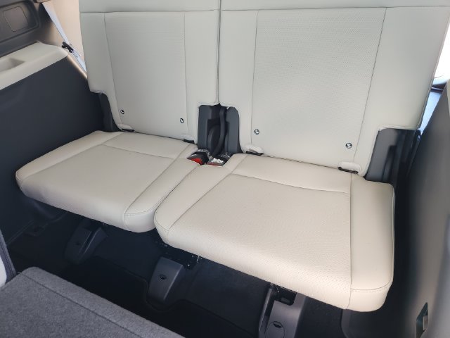 New 2027 Hyundai Santa Fe SEL FWD image 33