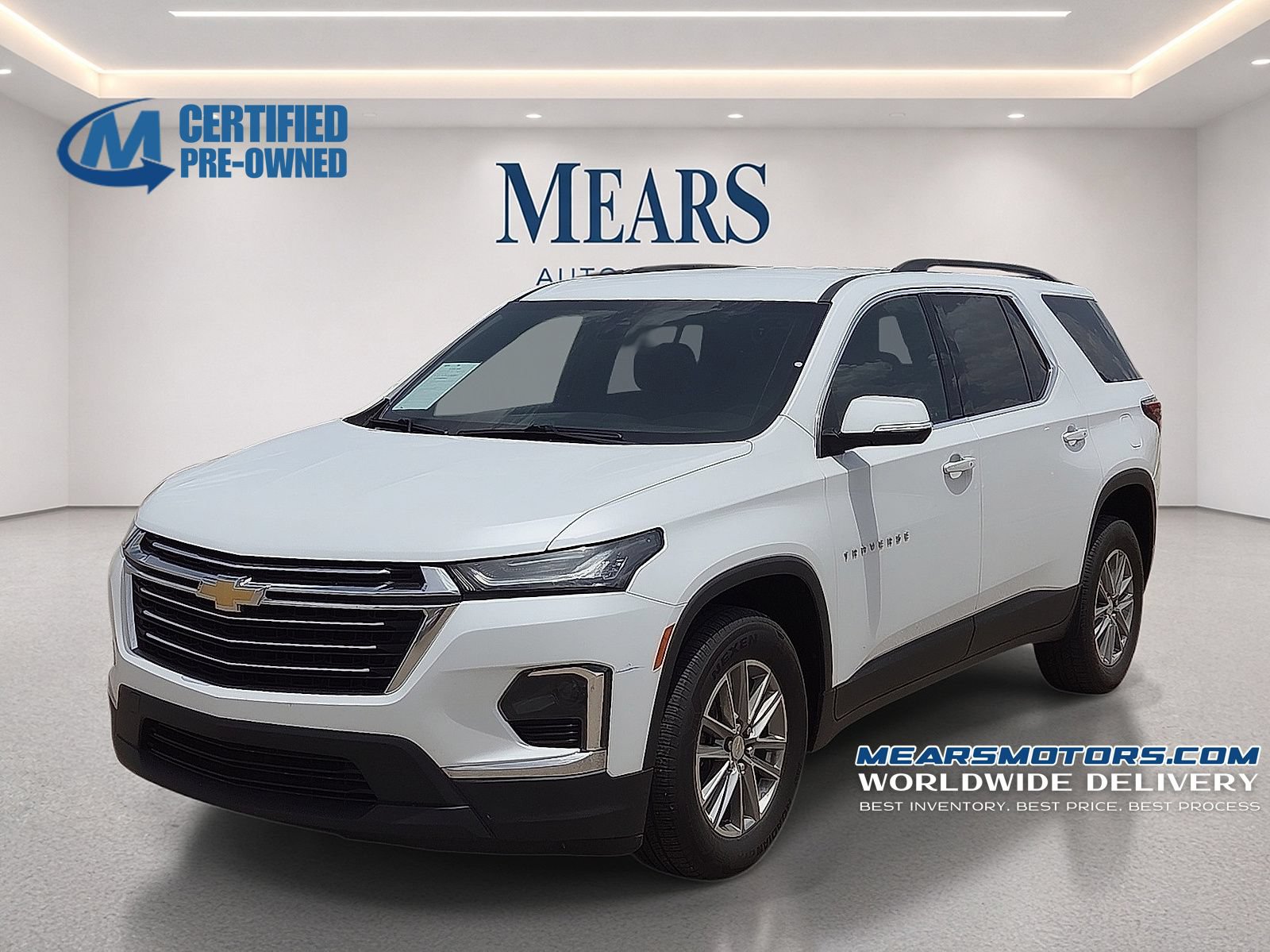 Used 2023 Chevrolet Traverse LT AWD/4WD image 1