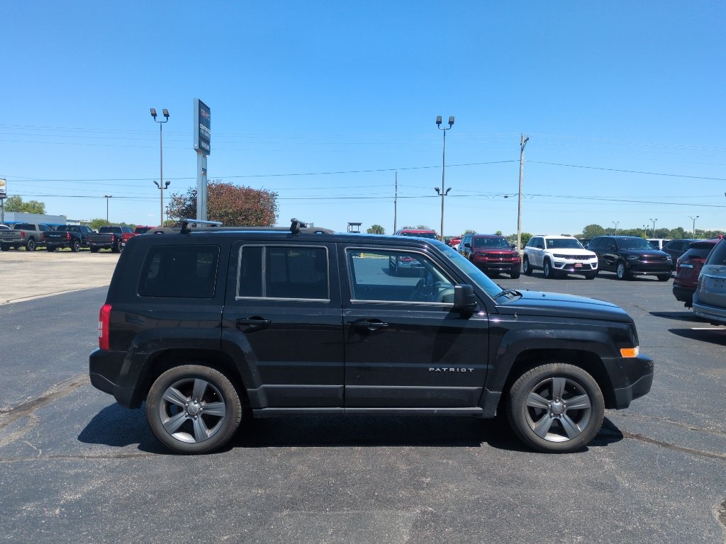 Used 2015 Jeep Patriot High Altitude FWD image 4