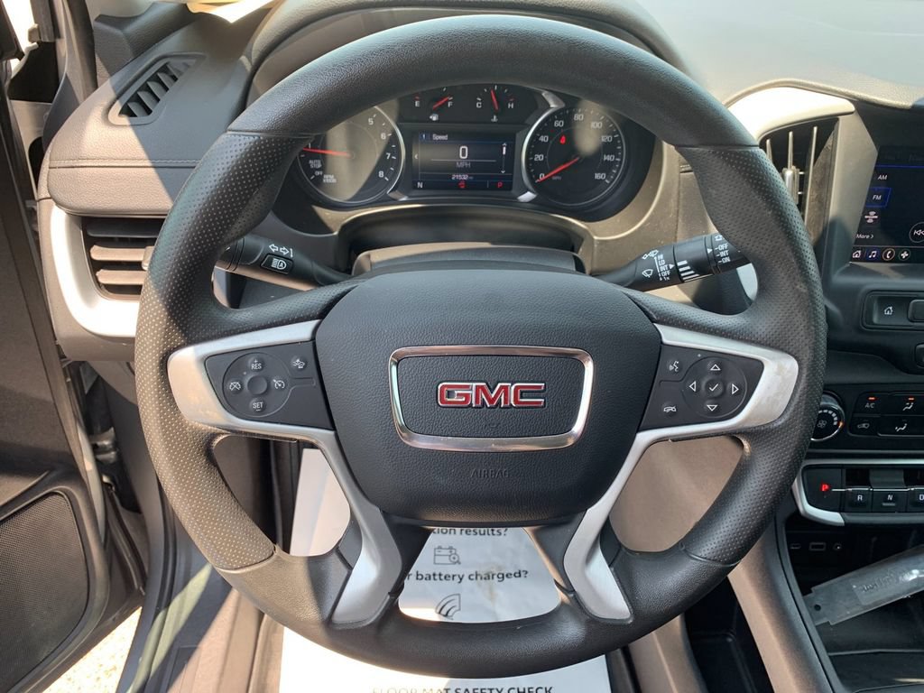Used 2024 GMC Terrain SLE AWD/4WD image 25