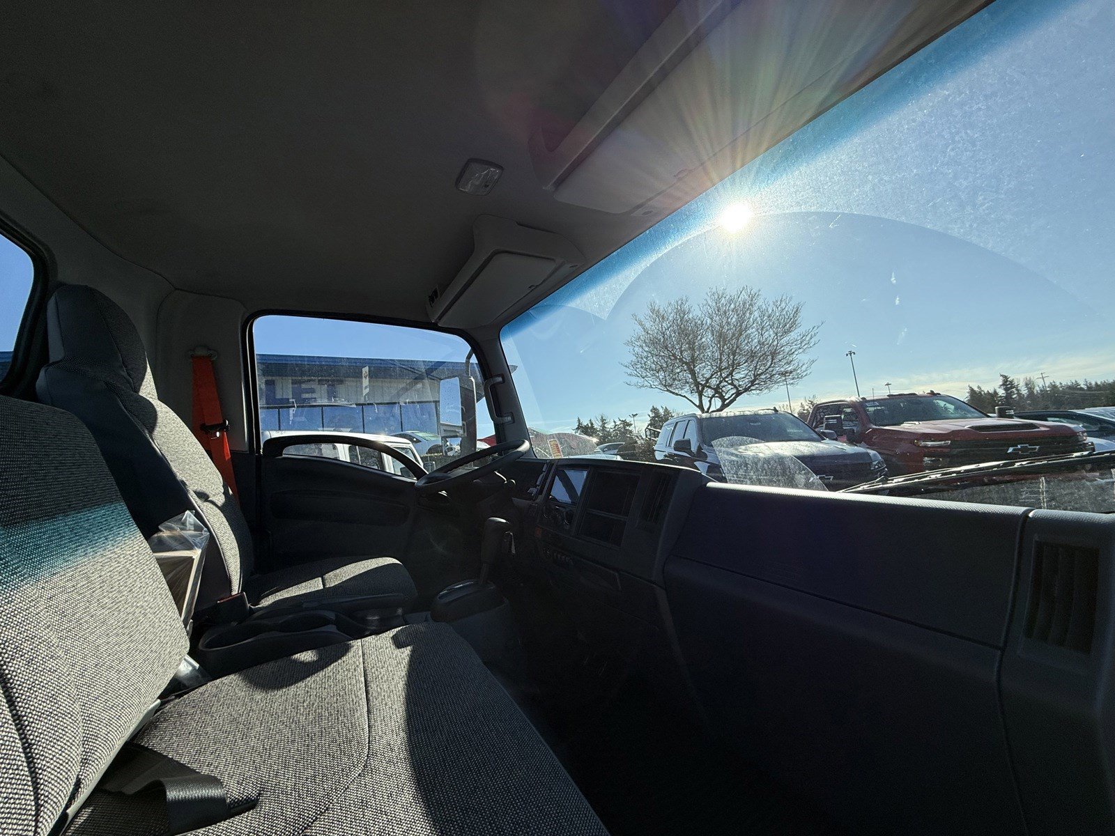 New 2025 Chevrolet Low Cab Forward image 9