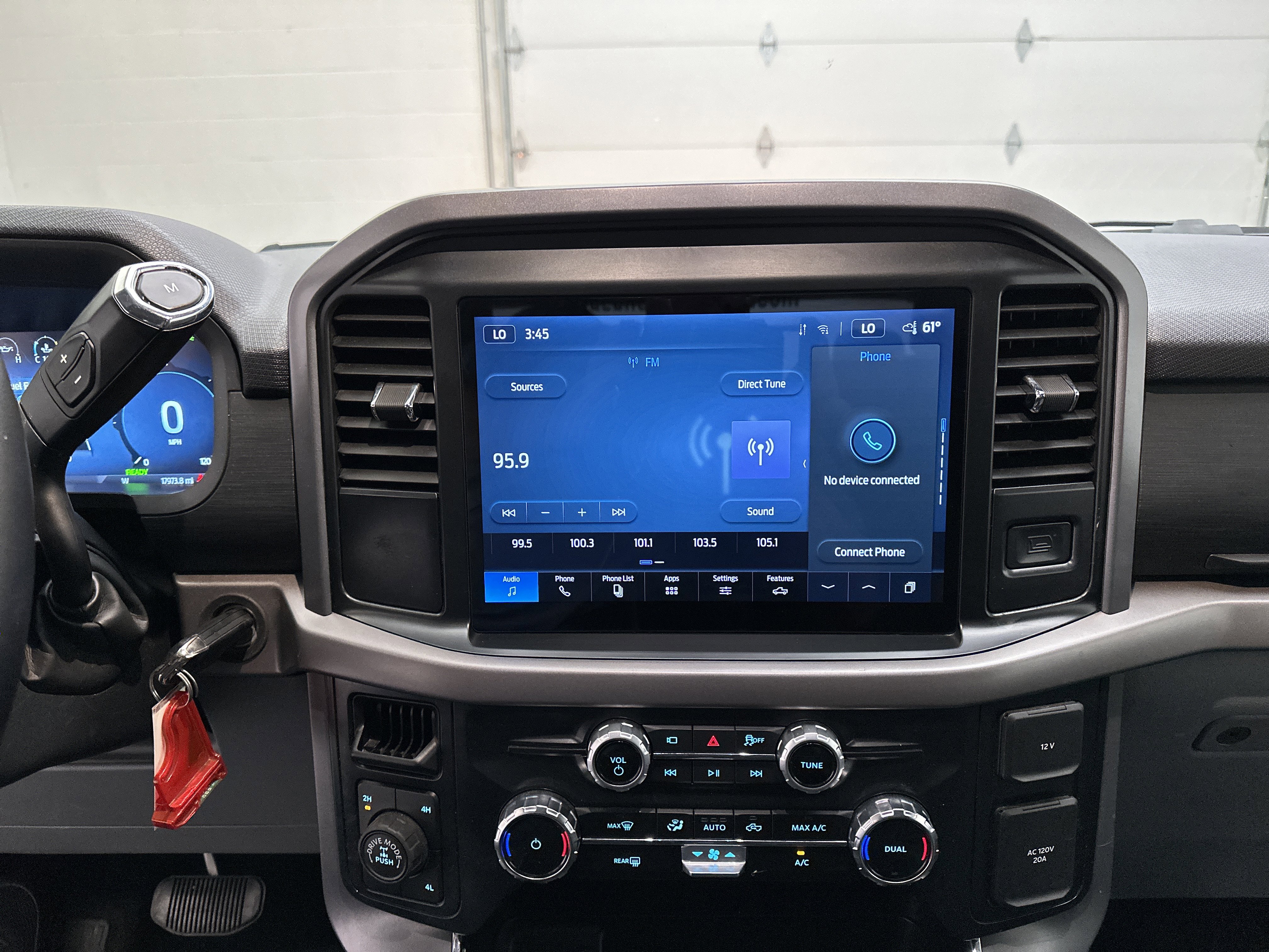 Used 2025 Ford F150 XLT w/ Equipment Group 301A Standard image 32