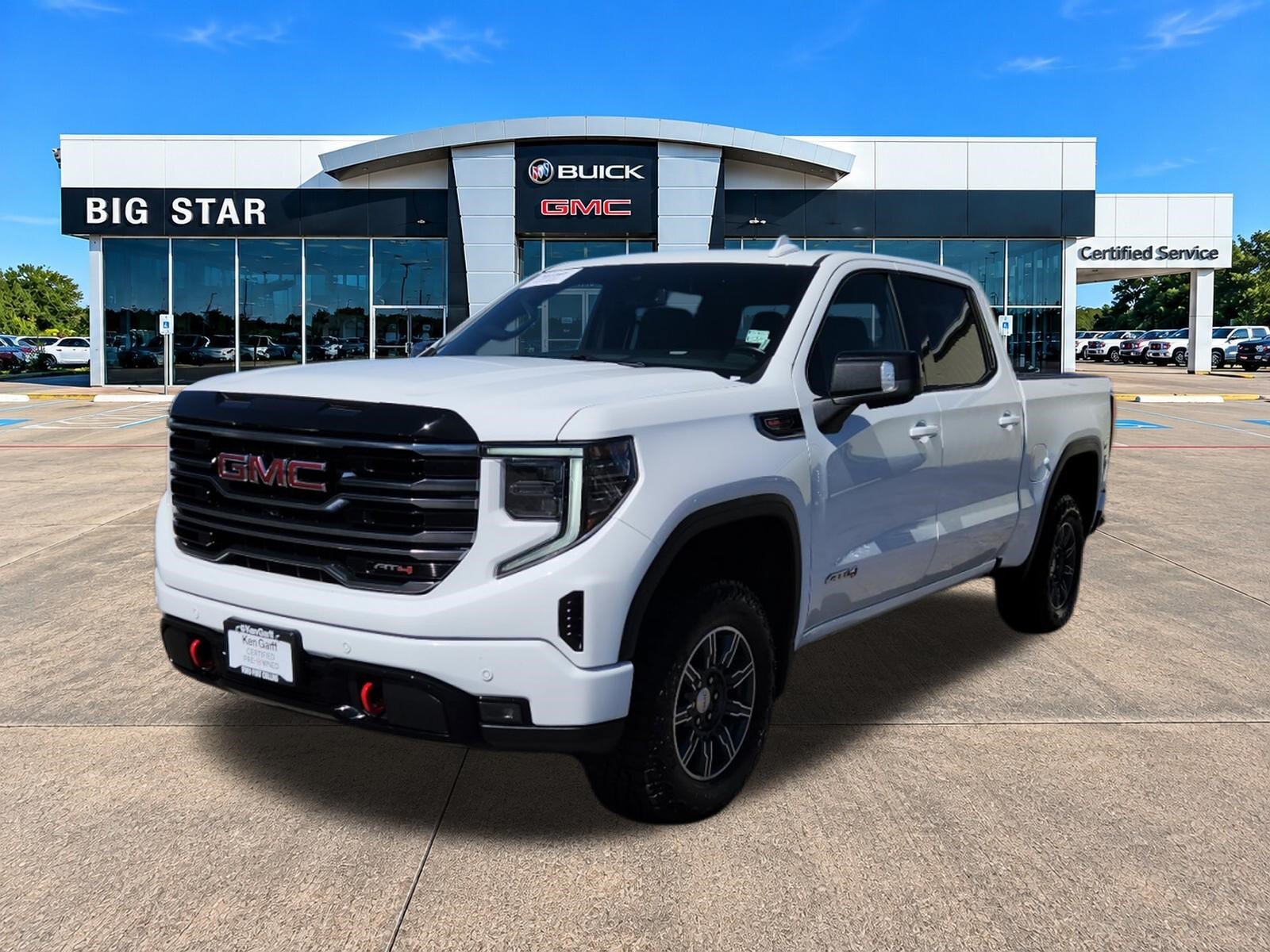 Used 2025 GMC Sierra 1500 AT4 AWD/4WD image 2