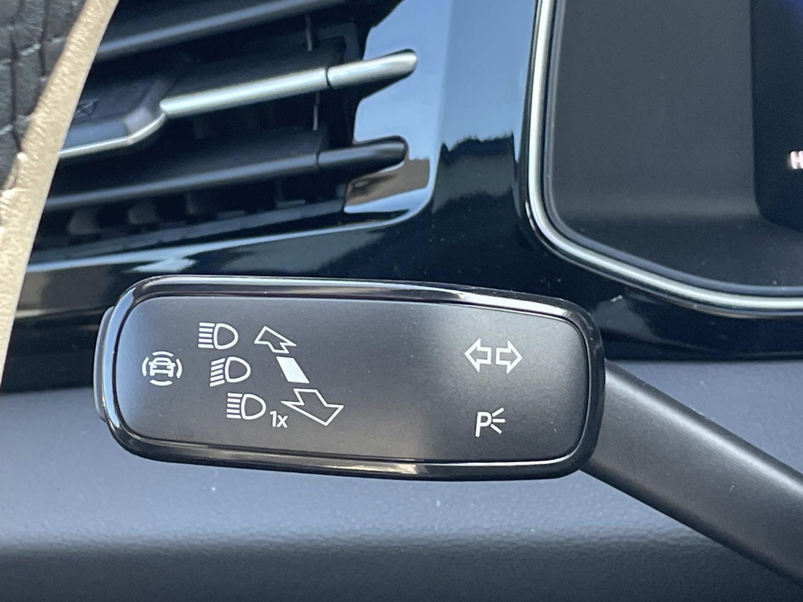 New 2026 Volkswagen Jetta Sport FWD image 22