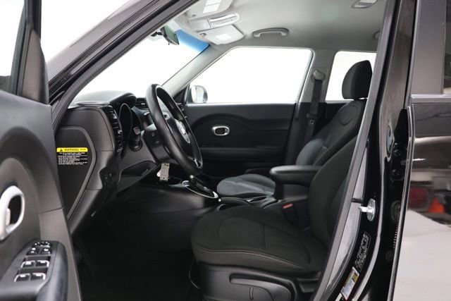 Used 2018 Kia Soul w/ Convenience Package FWD image 17