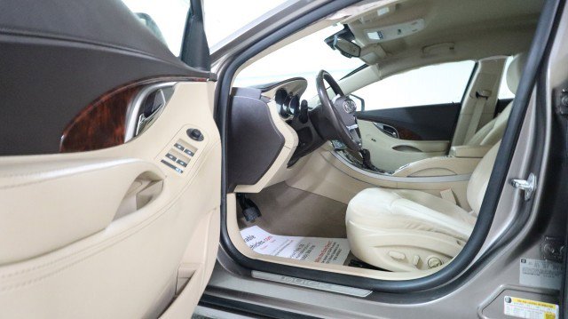 Used 2011 Buick LaCrosse CX image 9