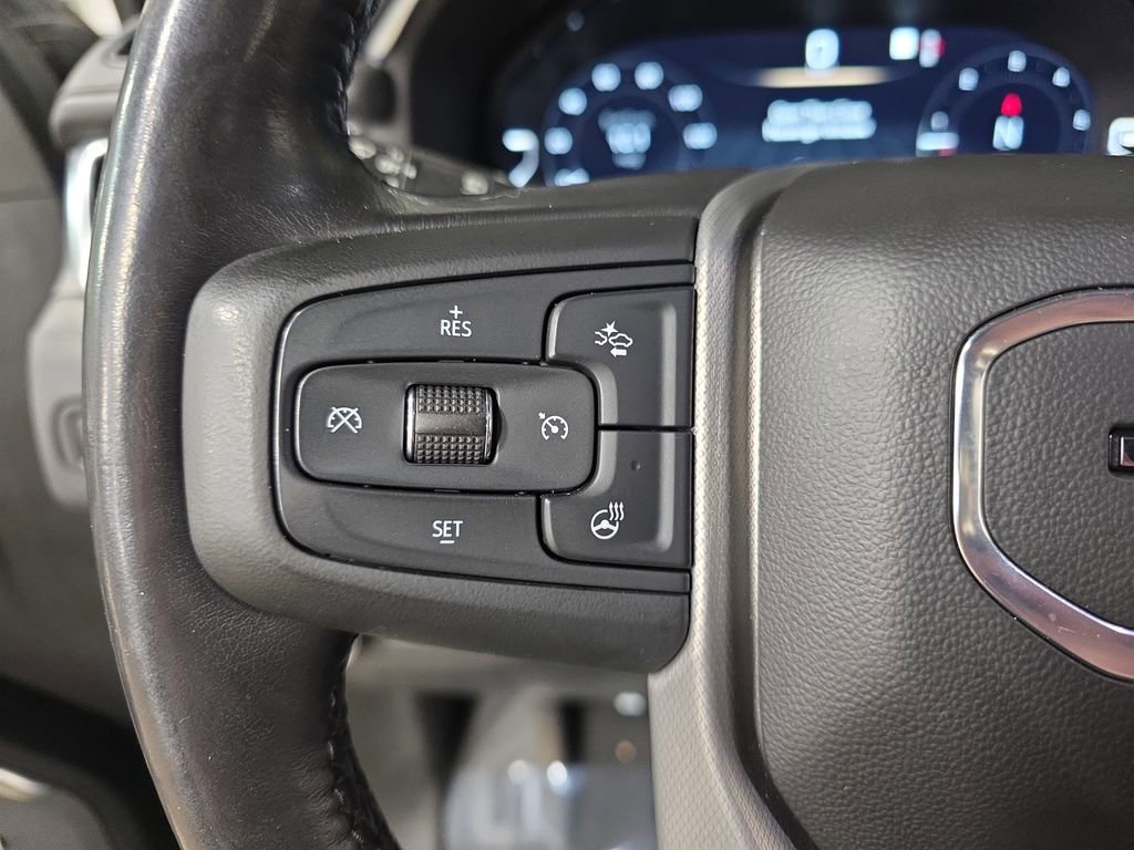 Used 2022 GMC Yukon XL Denali image 19