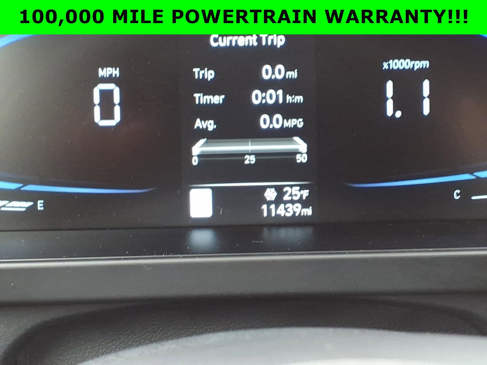 Certified 2025 Hyundai Elantra Sport image 36