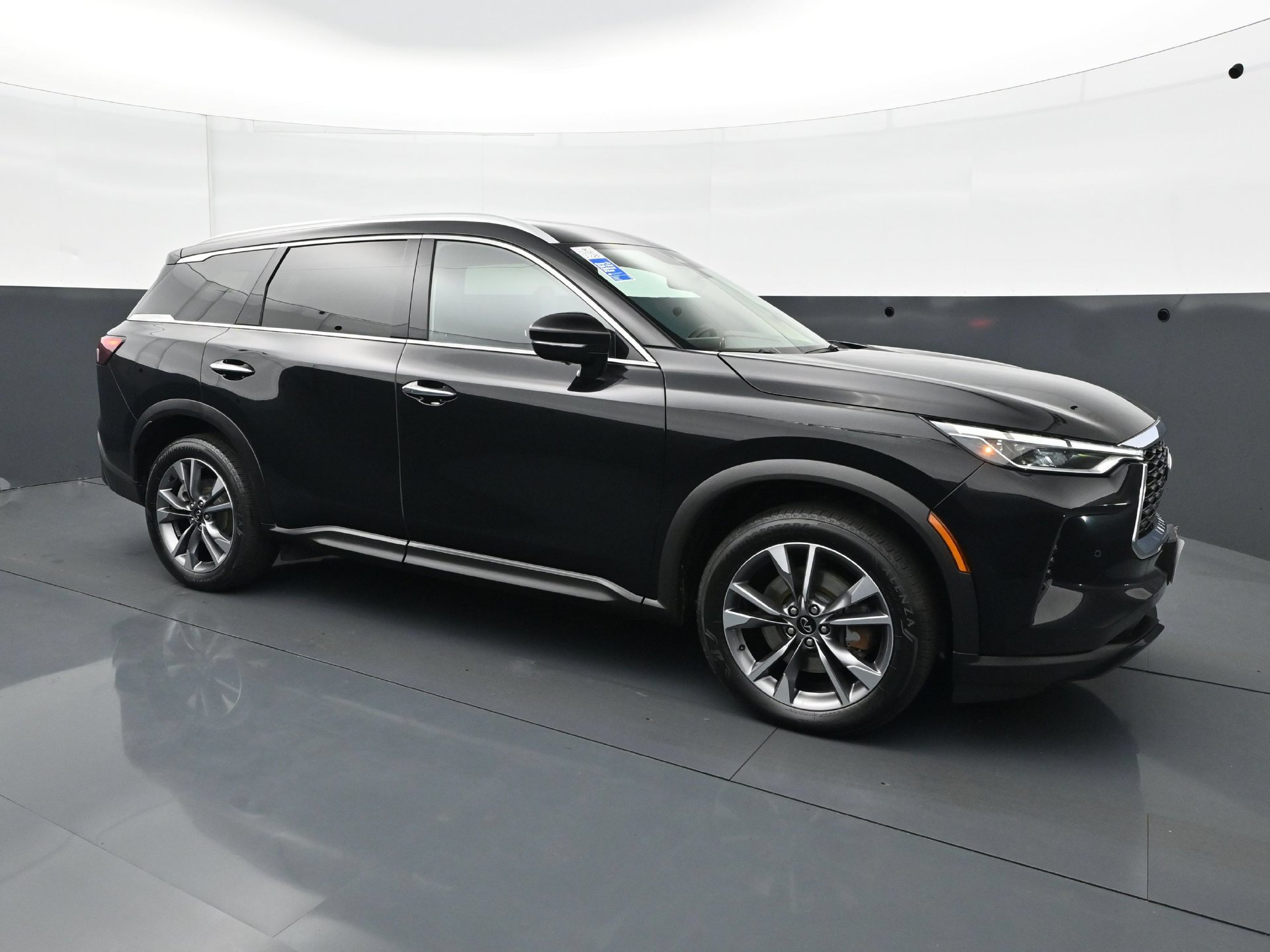 Used 2024 INFINITI QX60 Luxe AWD/4WD image 9