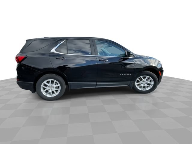 Used 2024 Chevrolet Equinox LT w/ LPO, Floor Liner Package image 9