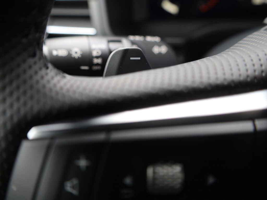 New 2025 Mitsubishi Outlander SE image 56