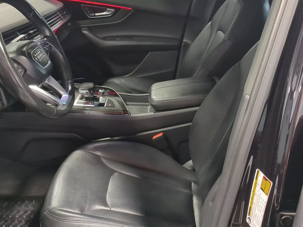 Used 2018 Audi Q7 3.0T Prestige AWD/4WD image 16