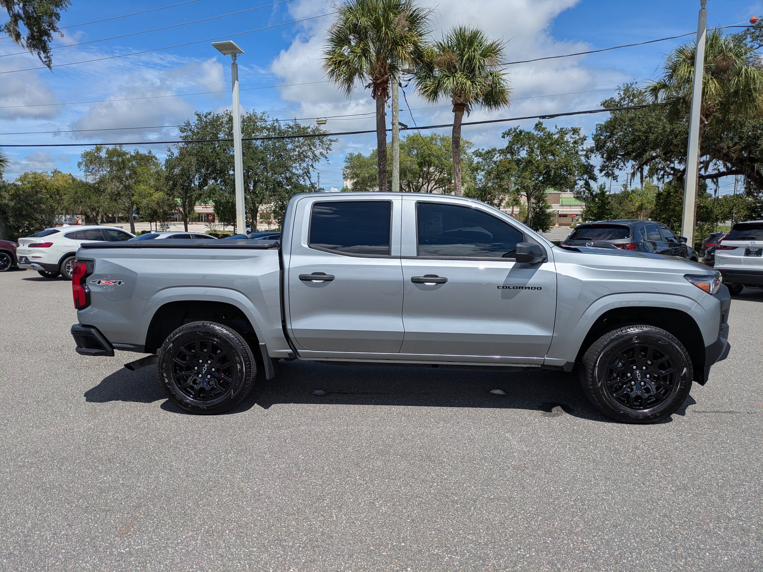 Used 2025 Chevrolet Colorado W/T w/ WT Custom Package AWD/4WD image 3