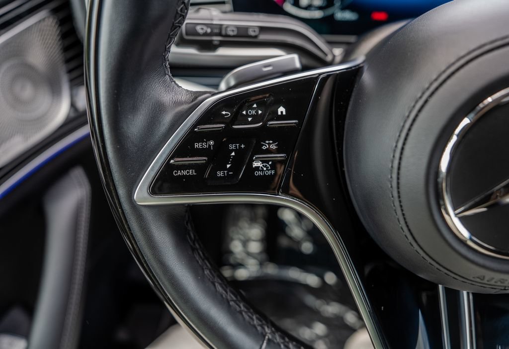 Used 2025 Mercedes-Benz Maybach GLS 600 4MATIC image 6