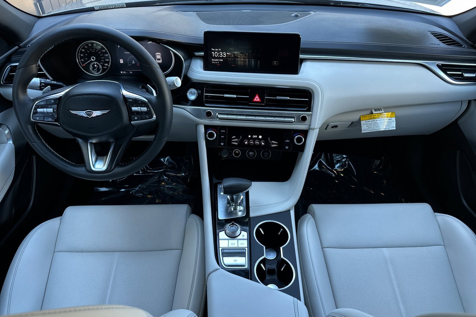 Used 2025 Genesis G70 2.5T image 14