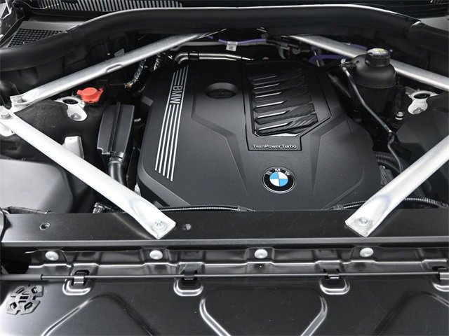 Used 2021 BMW X7 xDrive40i image 32